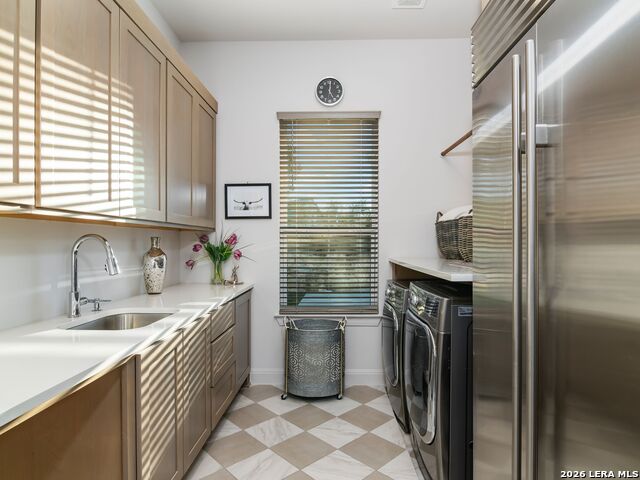 Image 46 of 80 For 565 Rosemary Ridge