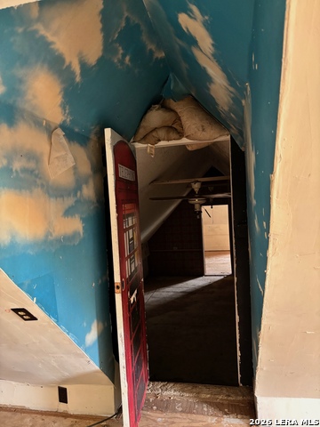 Image 23 of 32 For 134 Kessler Ln