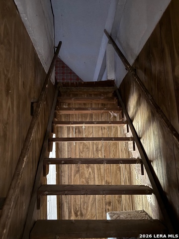 Image 24 of 32 For 134 Kessler Ln