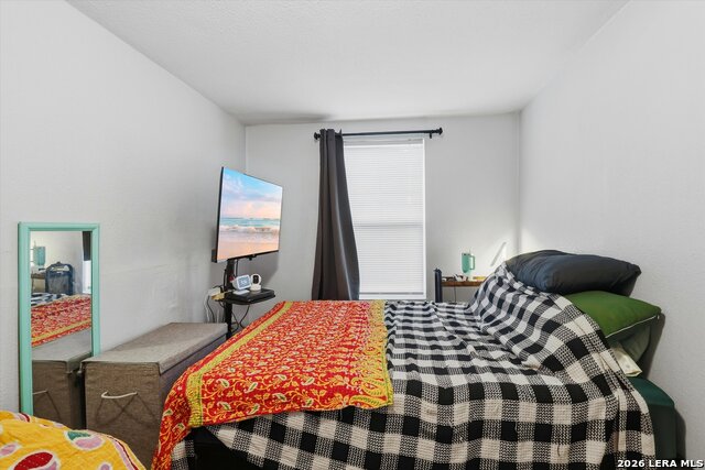 Image 21 of 33 For 434 Buckingham Ave