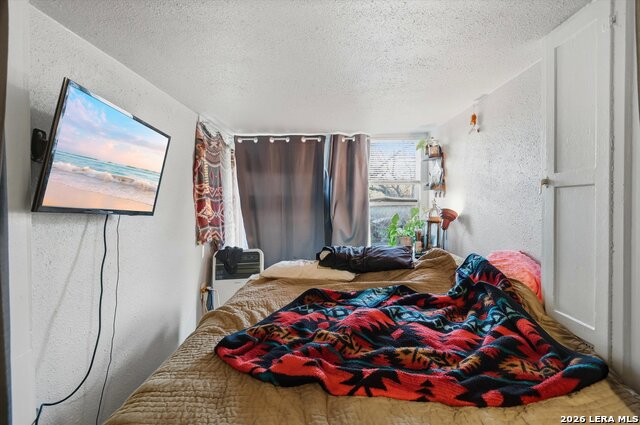 Image 22 of 33 For 434 Buckingham Ave