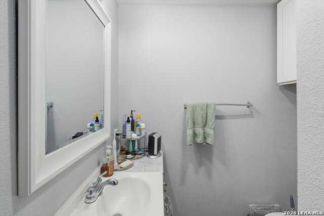 Image 26 of 33 For 434 Buckingham Ave