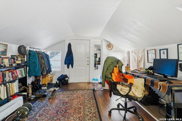 Image 29 of 33 For 434 Buckingham Ave