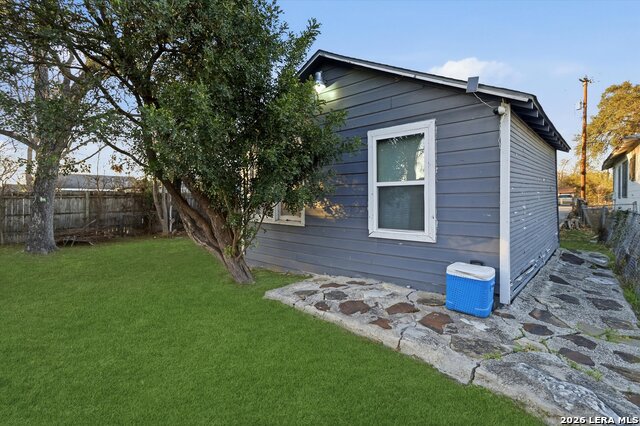 Image 33 of 33 For 434 Buckingham Ave