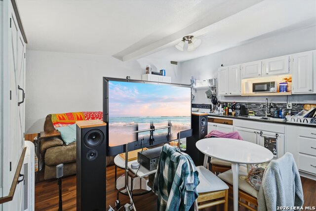 Image 5 of 33 For 434 Buckingham Ave