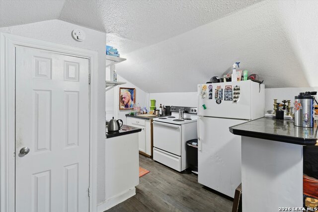 Image 8 of 33 For 434 Buckingham Ave