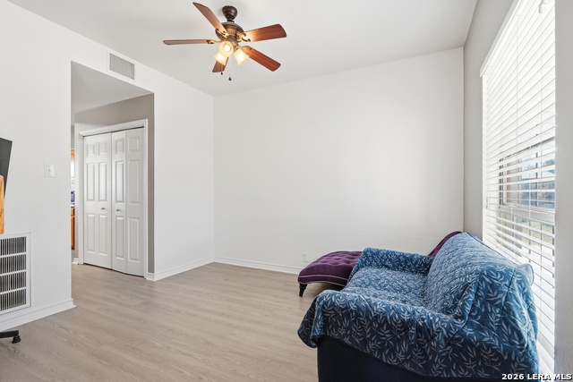 Image 11 of 35 For 9710 Logans Ridge Dr