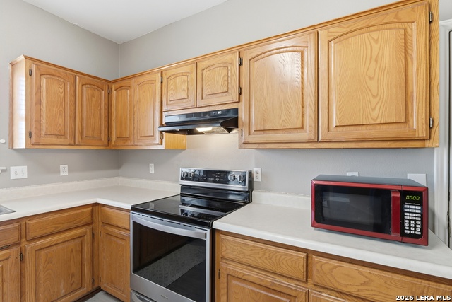 Image 16 of 35 For 9710 Logans Ridge Dr