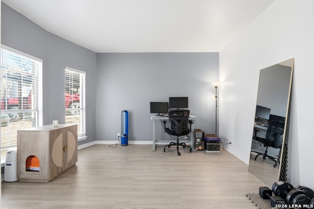 Image 24 of 35 For 9710 Logans Ridge Dr