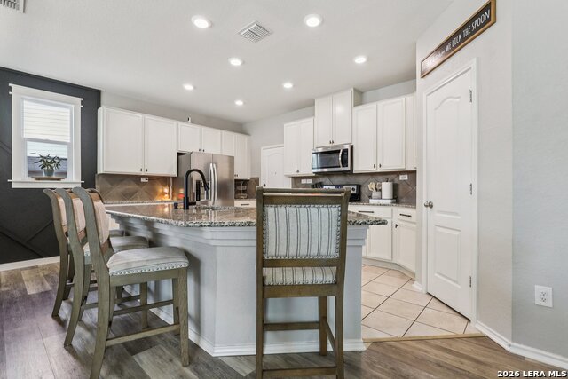 Image 14 of 50 For 6411 Wind Path