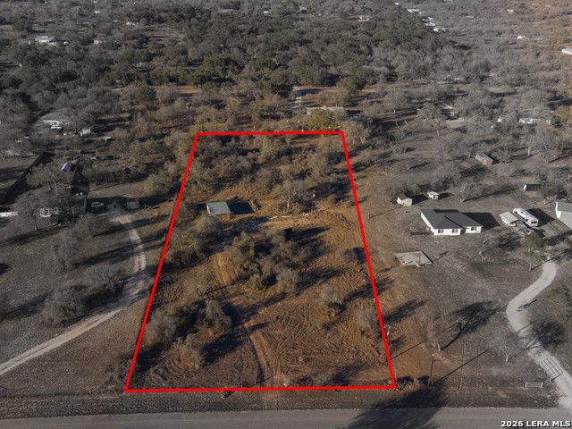 Details for 305 Sara Ln  , Lytle, TX 78052