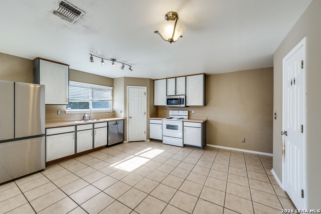 Image 11 of 25 For 11138 Dublin Ldg