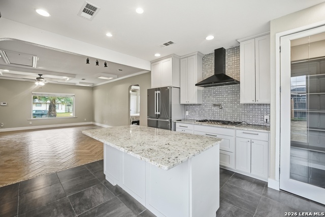 Image 11 of 30 For 243 Chesswood