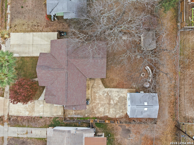 Image 3 of 30 For 243 Chesswood