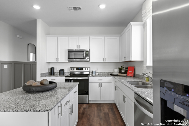 Image 2 of 29 For 446 White Heron Way