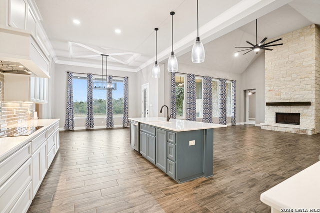 Image 14 of 50 For 451 Stone Loop