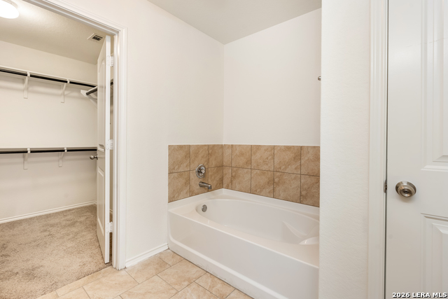 Image 17 of 36 For 1803 Emerald Edge