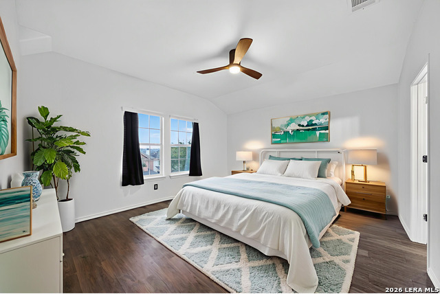 Image 17 of 34 For 21919 Goldcrest Run