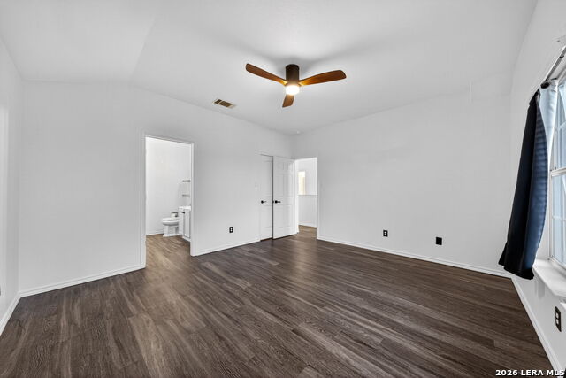 Image 19 of 34 For 21919 Goldcrest Run