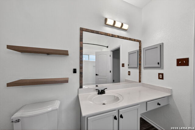 Image 21 of 34 For 21919 Goldcrest Run