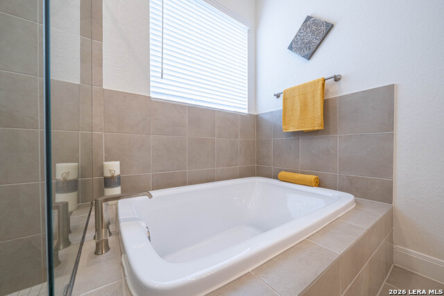 Image 23 of 38 For 14807 Mapleton Hill