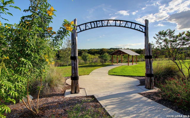 Image 33 of 38 For 14807 Mapleton Hill