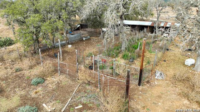 Image 19 of 26 For 455 Hubble  