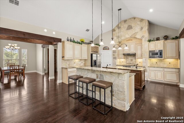 Image 13 of 40 For 29026 Tivoli Way