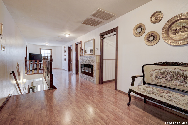 Image 24 of 43 For 309 Rolling Oaks Ln S