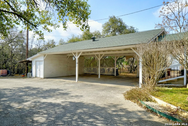 Image 5 of 43 For 309 Rolling Oaks Ln S