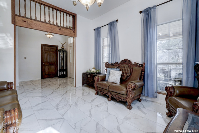 Image 9 of 43 For 309 Rolling Oaks Ln S