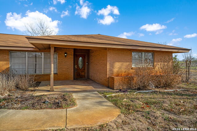 Image 4 of 39 For 7414 Us Highway 281