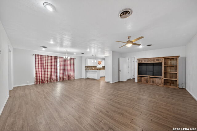 Image 6 of 39 For 7414 Us Highway 281