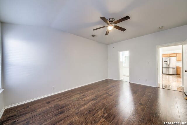 Image 18 of 31 For 638 Heritage Way