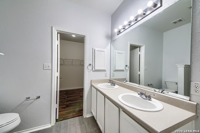 Image 20 of 31 For 638 Heritage Way