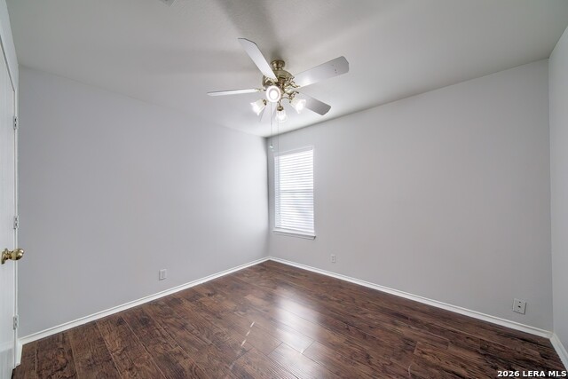 Image 21 of 31 For 638 Heritage Way