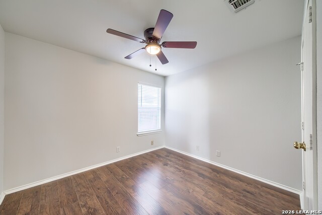 Image 24 of 31 For 638 Heritage Way