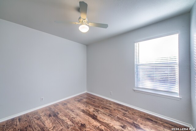 Image 27 of 31 For 638 Heritage Way