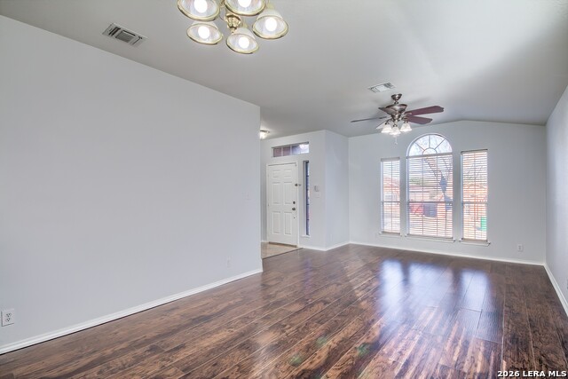 Image 6 of 31 For 638 Heritage Way