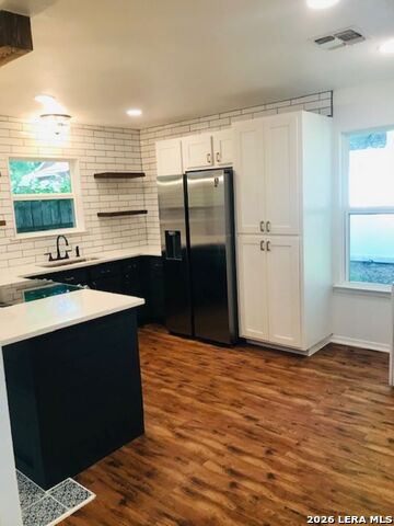 Image 3 of 13 For 271 Willow  B