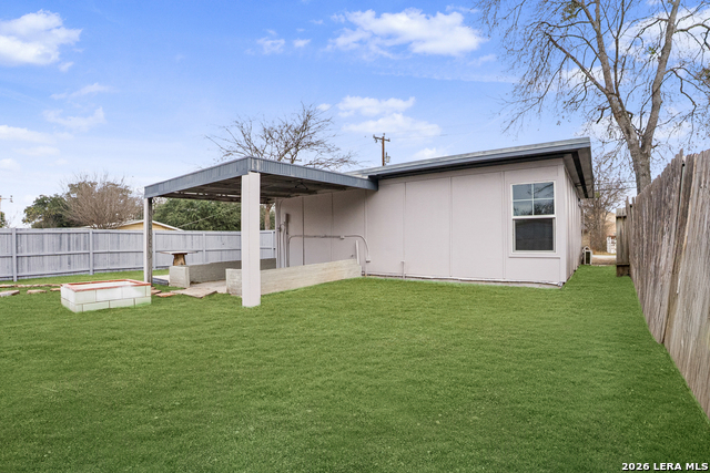 Image 21 of 33 For 866 San Angelo