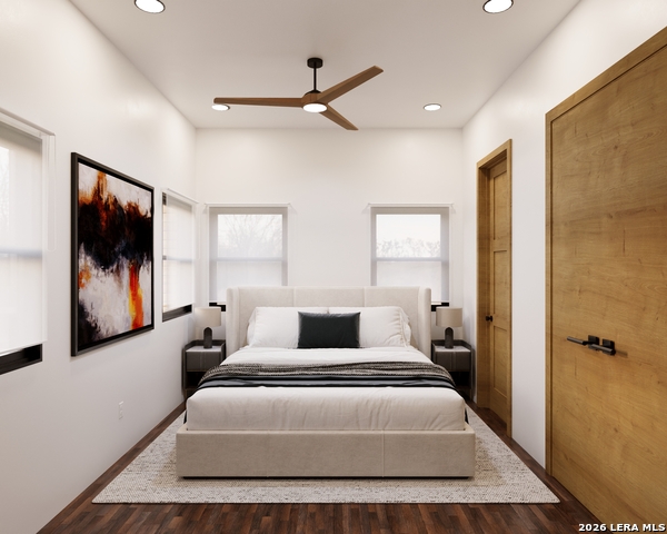 Image 6 of 7 For 814 Burnet  