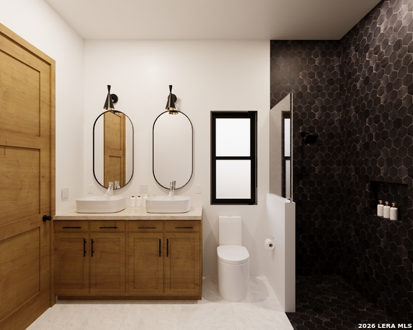 Image 7 of 7 For 814 Burnet  