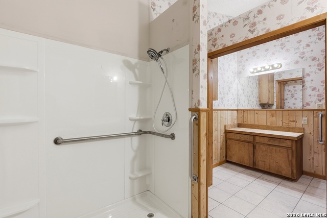 Image 22 of 27 For 333 Tamarack