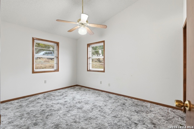 Image 25 of 27 For 333 Tamarack