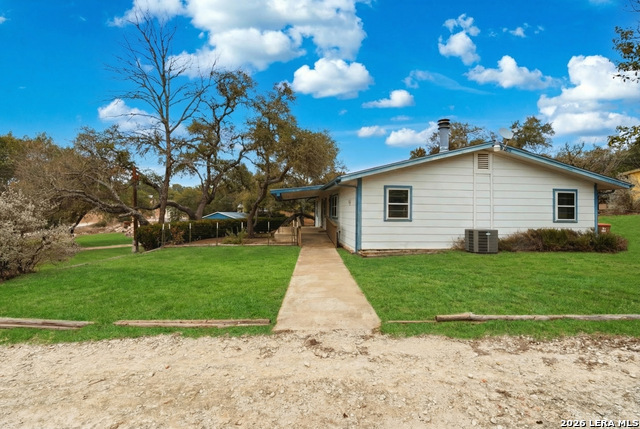 Image 4 of 27 For 333 Tamarack