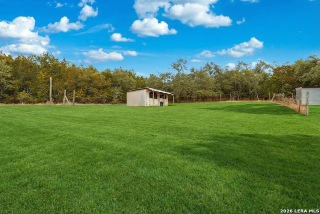 Image 9 of 27 For 333 Tamarack