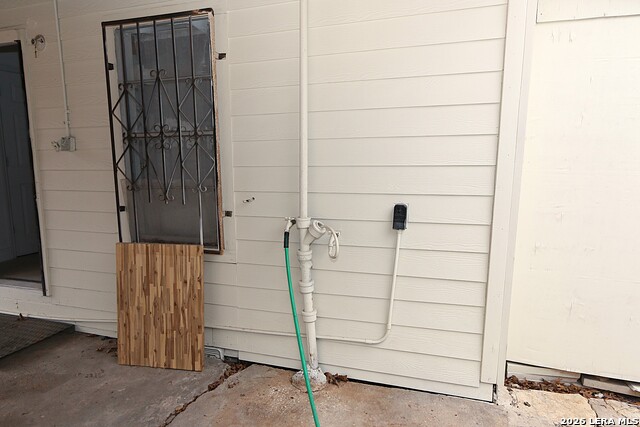 Image 15 of 39 For 910 Culebra  