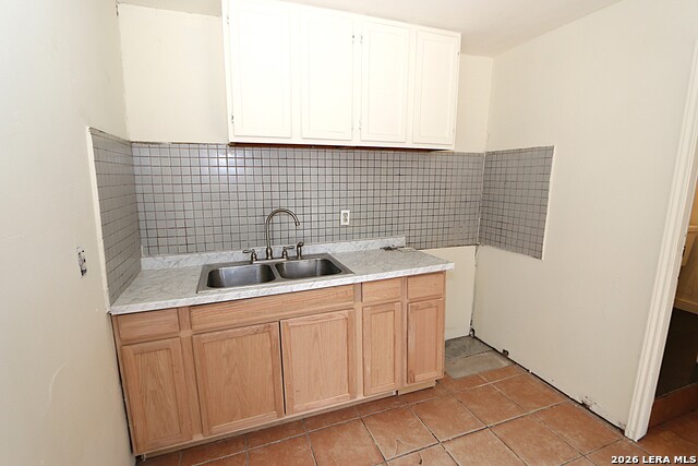 Image 22 of 39 For 910 Culebra  