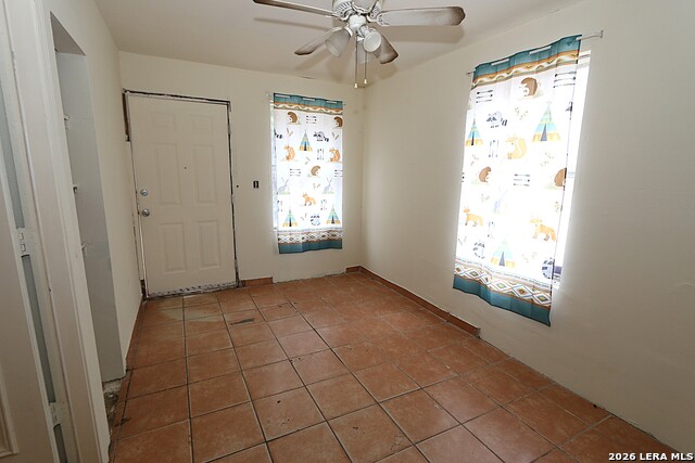 Image 23 of 39 For 910 Culebra  